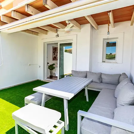 Bonito Adosado En Rotas Tatil Evi