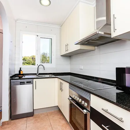 Holiday home Bonito Adosado En Rotas